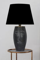 Moena Studio-Siyah Abajurlu Yüz Figürlü Seramik Masa Lambası - Siyah Başlık-Abajur-5-Milagron.com
