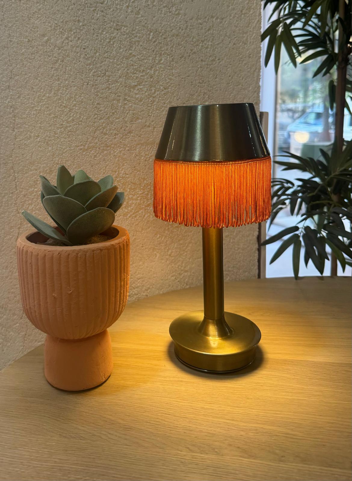 Sweety Şarjlı Masa Lambası