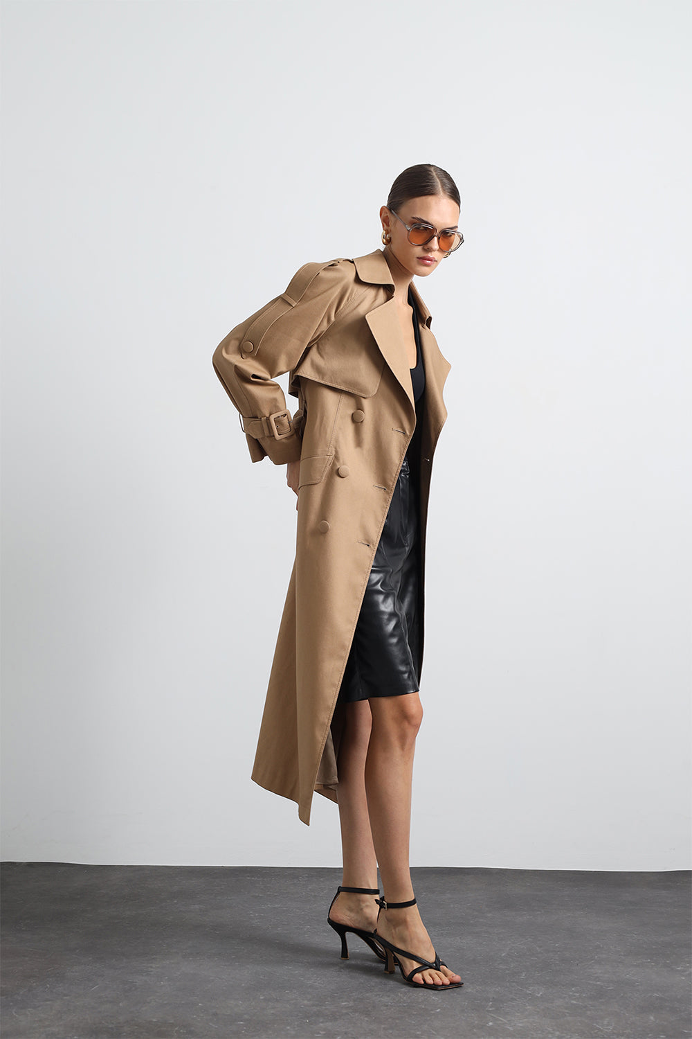 Savrin Camel Kuşaklı Apoletli Maxi Trençkot - 7