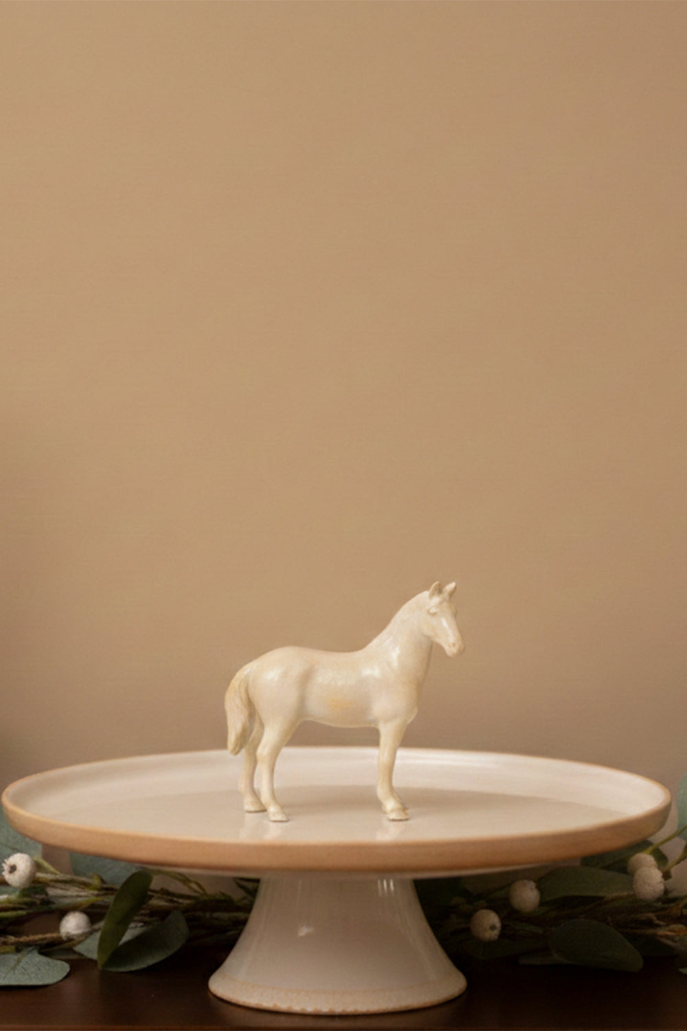 Ayaklı At Figürlü Sunum Tabağı - 0