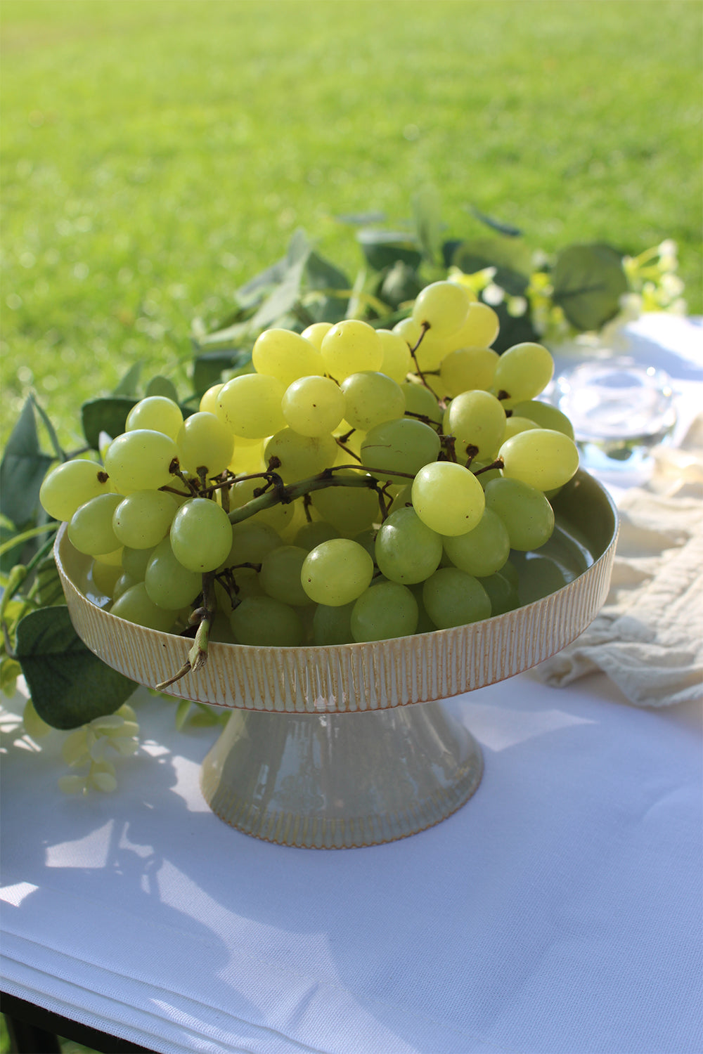 Fluted Ayaklı Sunum Tabağı - 0