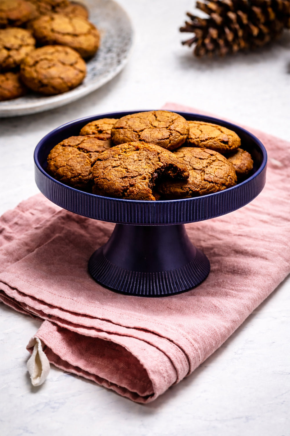 Fluted Ayaklı Sunum Tabağı - 4