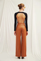 Nazlı Ceren-Alba Vegan Deri Düz Kesim Pantolon-Deri Pantolon-3-Milagron.com