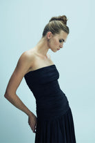 Nazlı Ceren-Amber Straplez Jarse Uzun Elbise Black-Elbise-8-Milagron.com