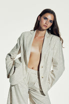 Nazlı Ceren-Boxy Oversize çizgili Keten Blazer Walnut-Ceket-1-Milagron.com