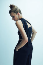 Nazlı Ceren-Evelyn Asimetrik Jarse Bluz Siyah-Bluz-6-Milagron.com