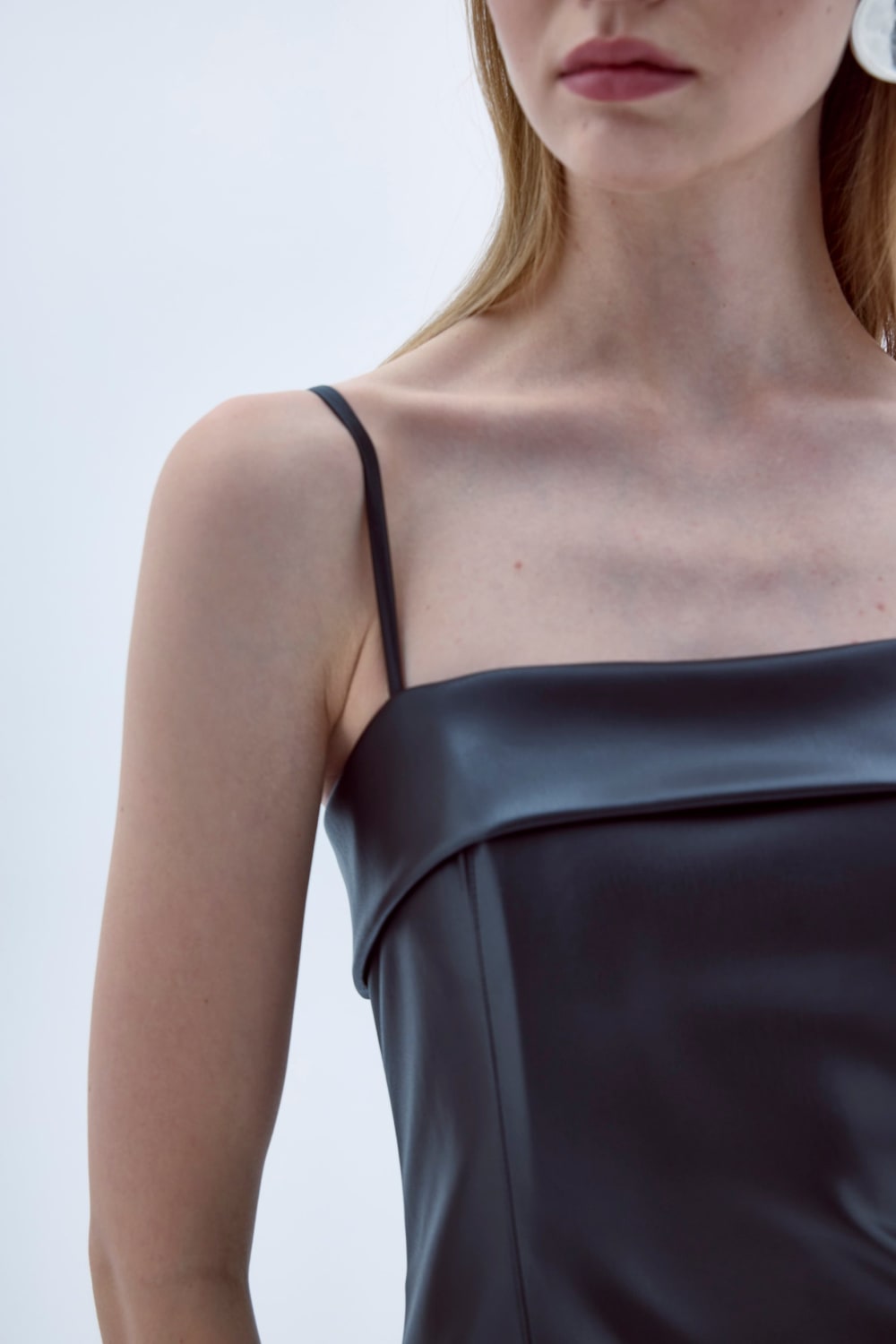 Nazlı Ceren-Gaia Siyah Deri Mini Elbise-Elbise-8-Milagron.com