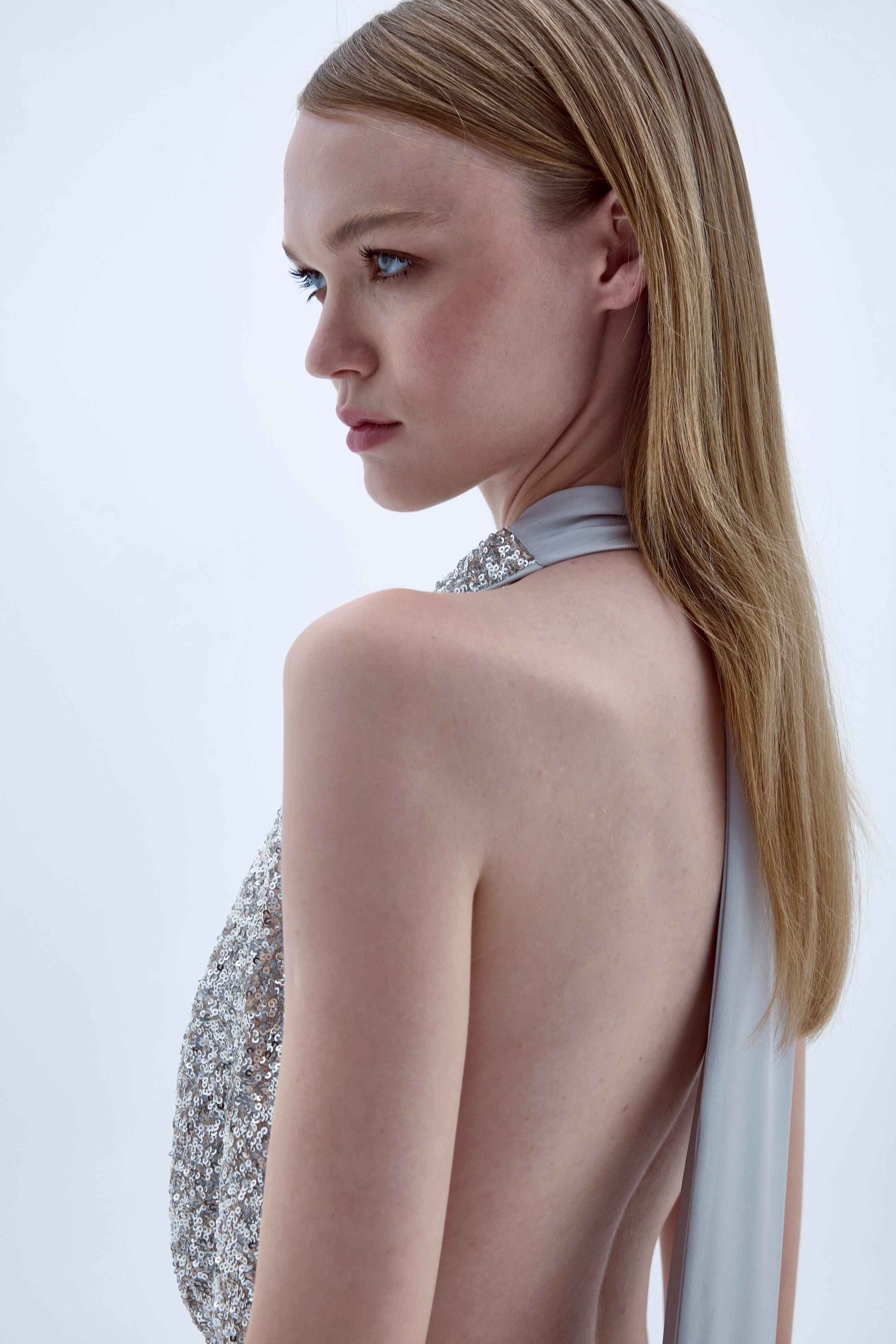 Nazlı Ceren-Ines Payetli Elbise Gümüş-Elbise-6-Milagron.com