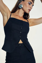 Nazlı Ceren-Marona Keten Top Dark Navy-Top-3-Milagron.com