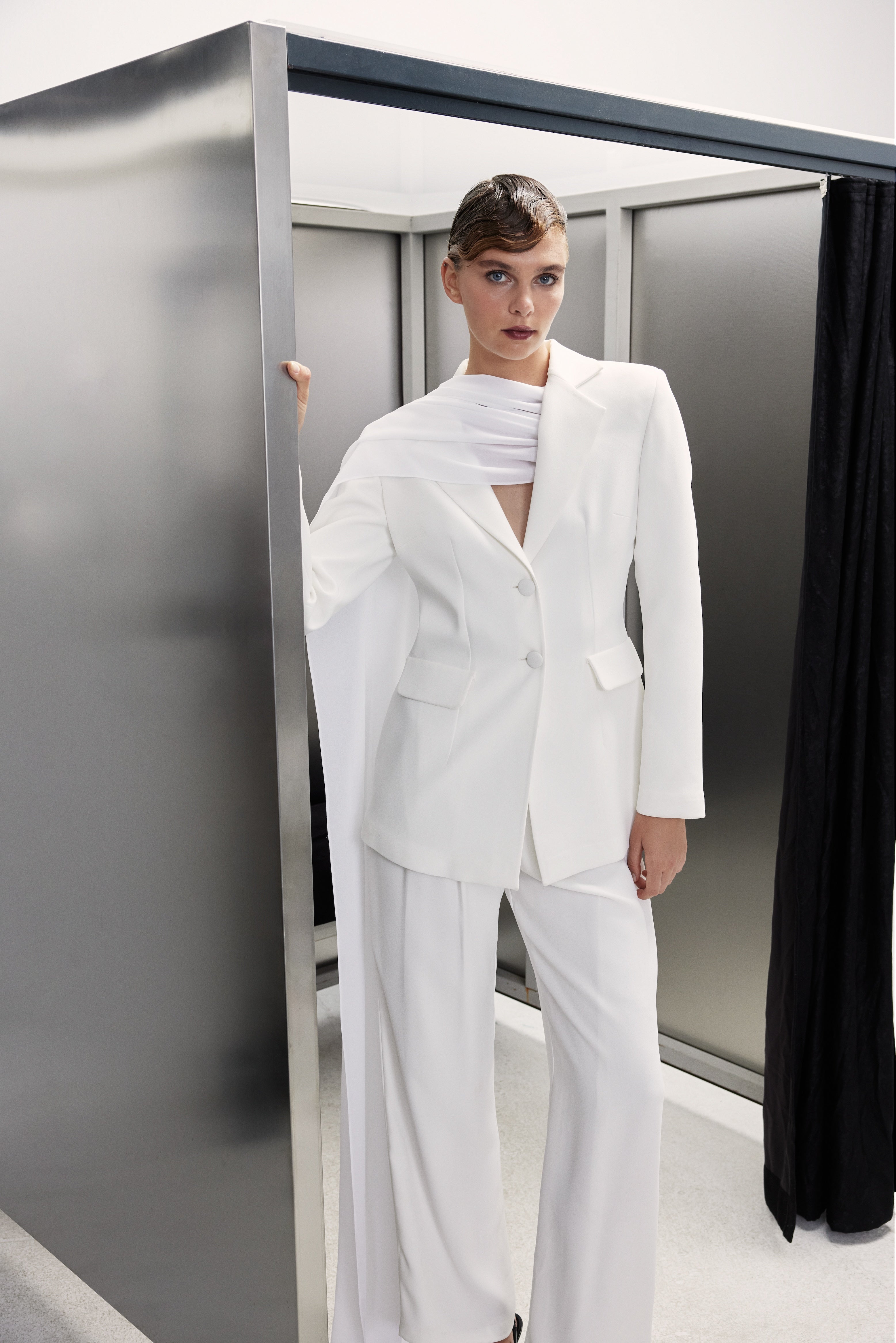 Nazlı Ceren-Marylebone şifon Detaylı Krep Blazer-Ceket-1-Milagron.com