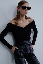 Nazlı Ceren-Millie Straight Cut Vegan Deri Pantolon-Deri Pantolon-2-Milagron.com