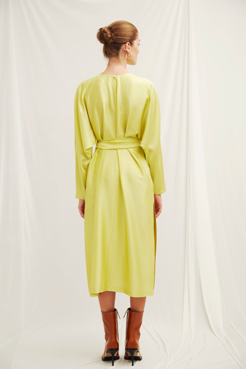 Nazlı Ceren-Ramel Saten Elbise Lime-Elbise-6-Milagron.com