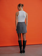 Nazlı Ceren-Vance A Kesim Mini Etek Gri-Etek-3-Milagron.com