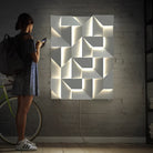 Wall Shadows Beyaz Büyük Duvar Aydınlatması