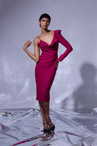 Nilgün Mirza-Celosia Tek Omuzu İnce Askılı Tek Kollu Diz Altı Boy Dar Kalıp Davet Elbisesi-Elbise-2-Milagron.com