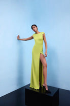 Nilgün Mirza-Deri̇n Yirtmaçli Vatka Detayli Elbi̇se-Elbise-2-Milagron.com