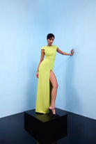 Nilgün Mirza-Deri̇n Yirtmaçli Vatka Detayli Elbi̇se-Elbise-3-Milagron.com