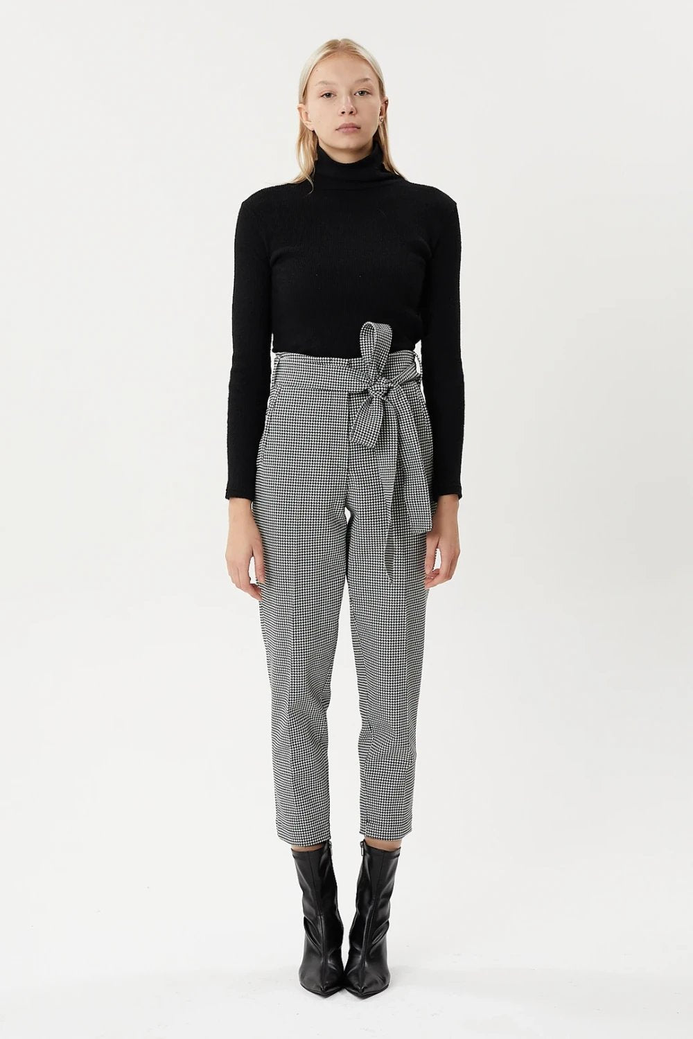 Nilgün Mirza-Koton Lycra Jakarlı Özel Kumaş Pantolon-Pantolon-1-Milagron.com