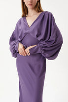 Nilgün Mirza-Krep Saten V Yaka Taşlar İle Süslenmiş Uzun Elbise-Elbise-5-Milagron.com