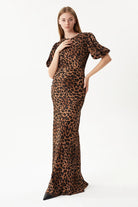 Nilgün Mirza-Leopar Desenli Pileli Kısa Kol Viskon Saten Uzun Elbise-Elbise-2-Milagron.com