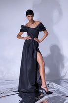 Nilgün Mirza-Phedora Taşlı Aksesuar Detaylı Bele Oturan Tafta Abiye Elbise-Elbise-1-Milagron.com