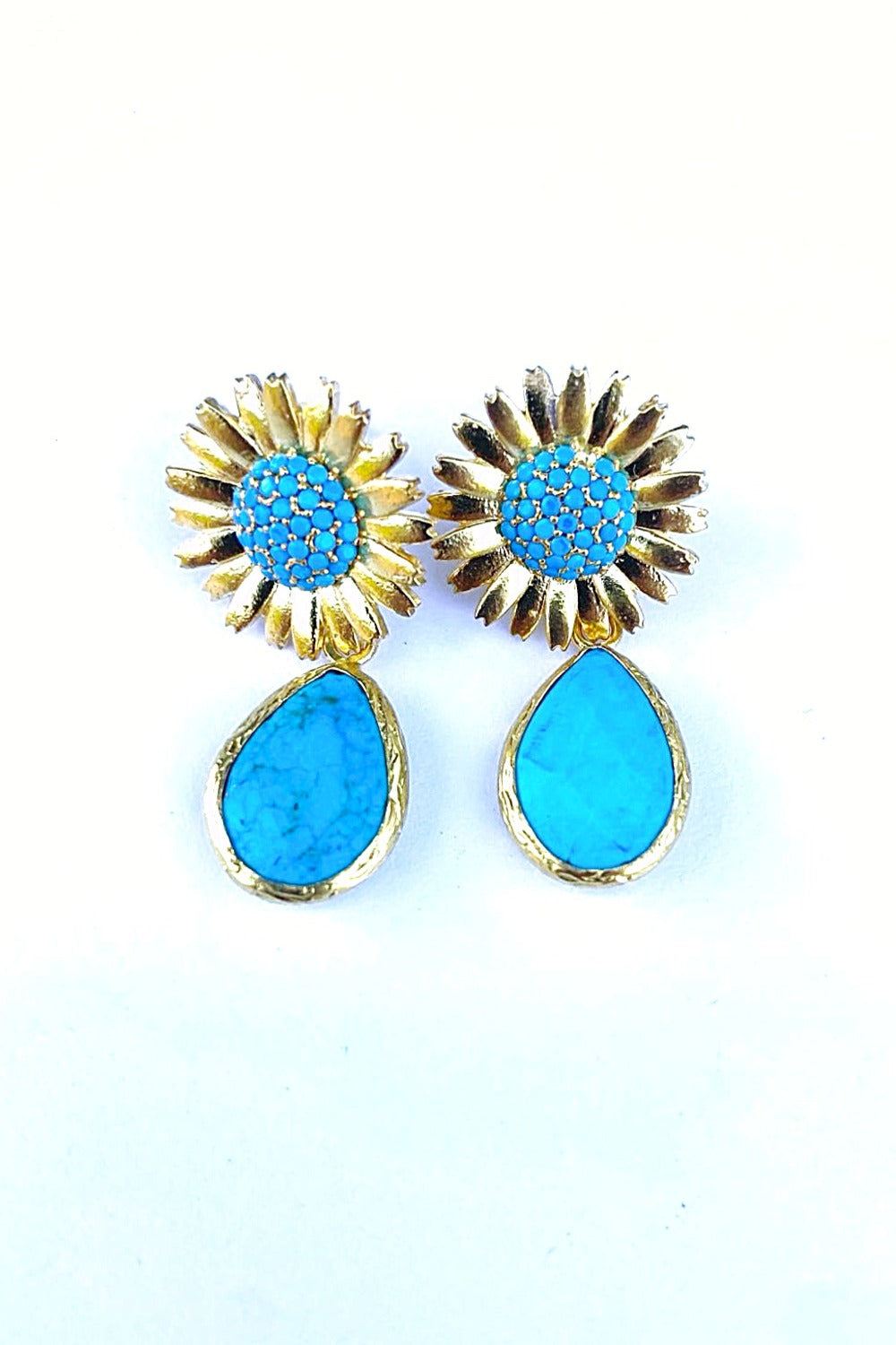 Nilly-Daisies-Küpe-1-Milagron.com