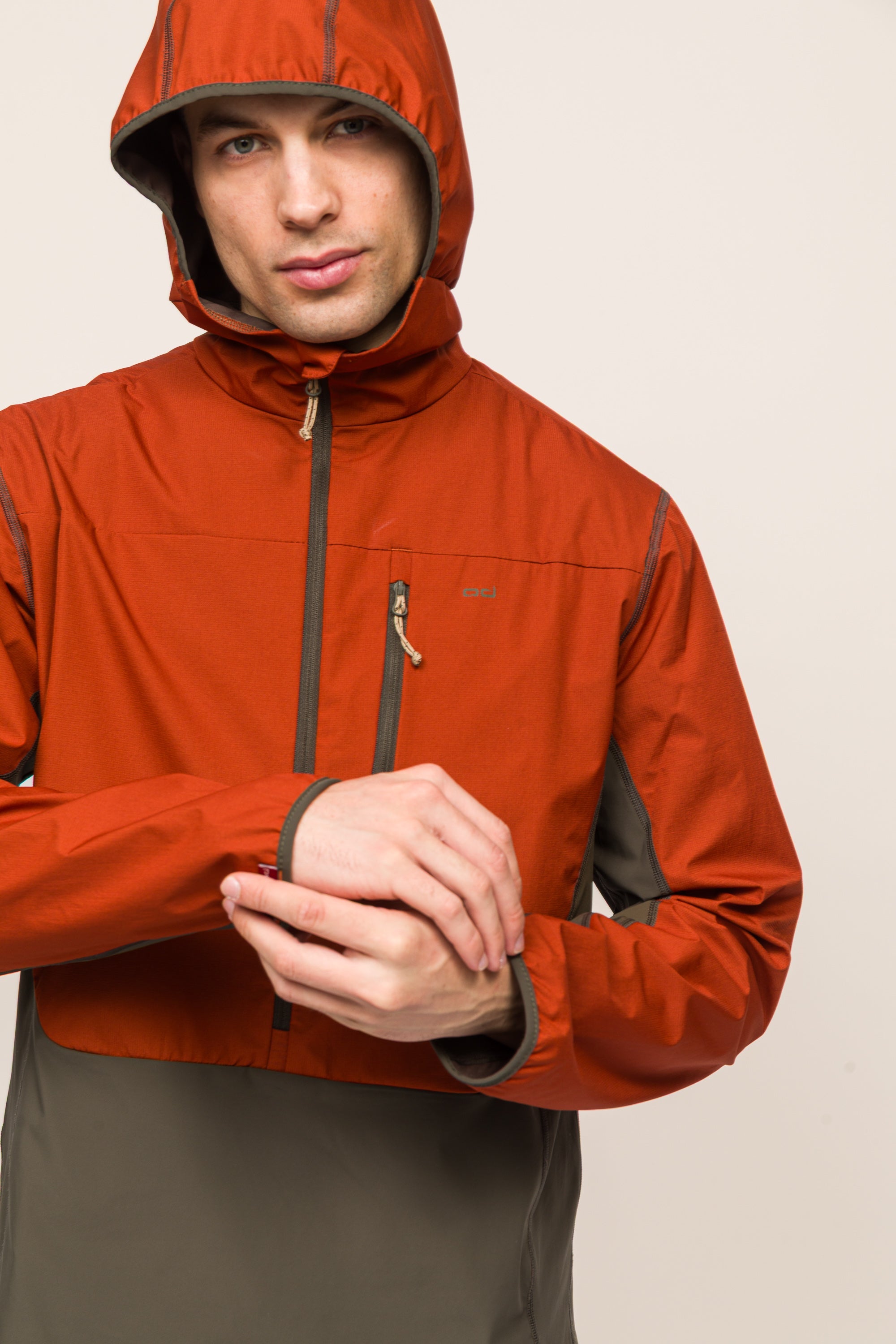 Airshell Kapüşonlu Rüzgar Ve Suya Dayanıklı Anorak - Kırmızı Tarçın