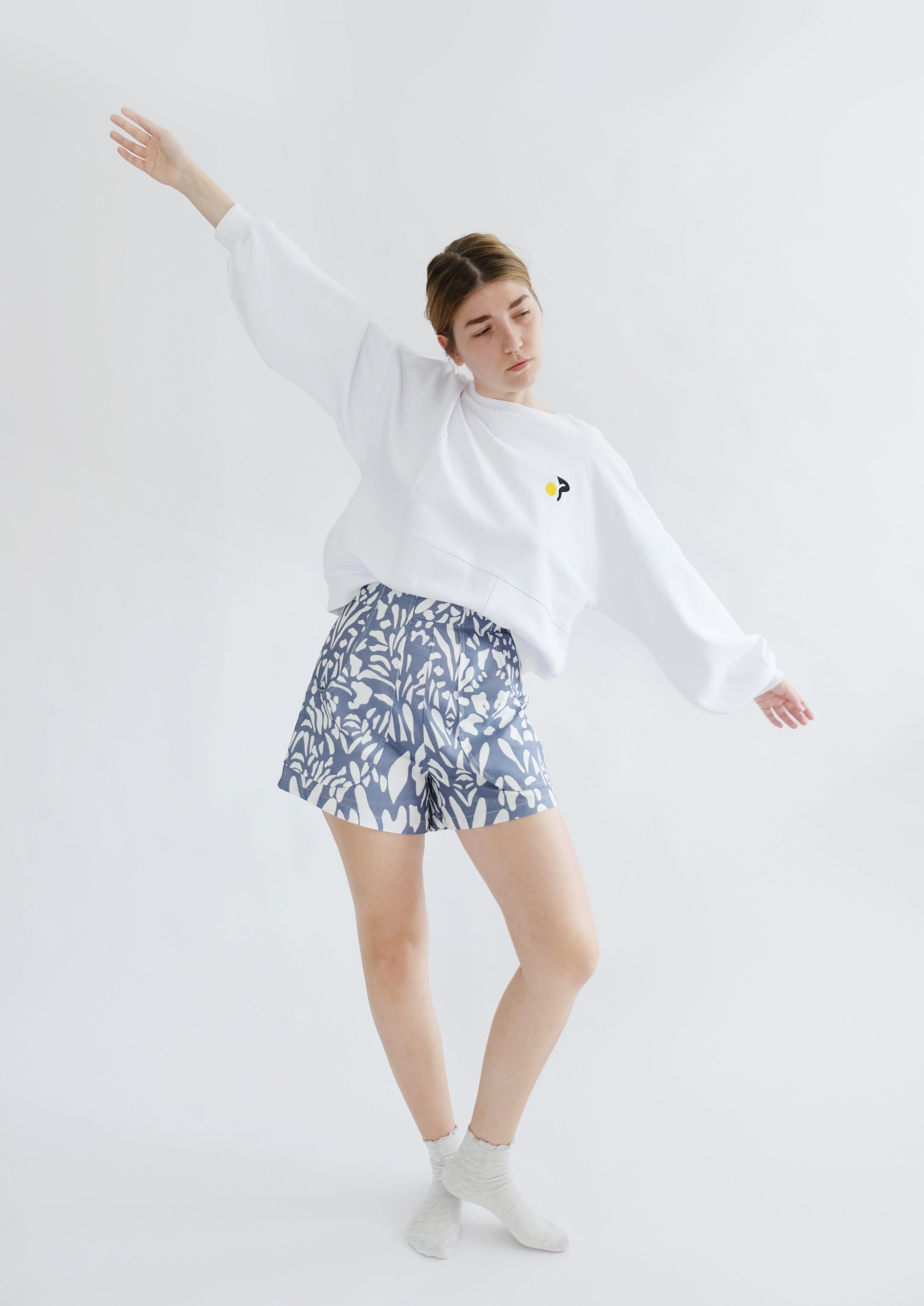 Oh Seven Days-Poche Shorts (Rosa Print)-Bottoms-4-Milagron.com