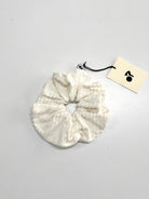 Oh Seven Days-Scrunchie-6-Milagron.com