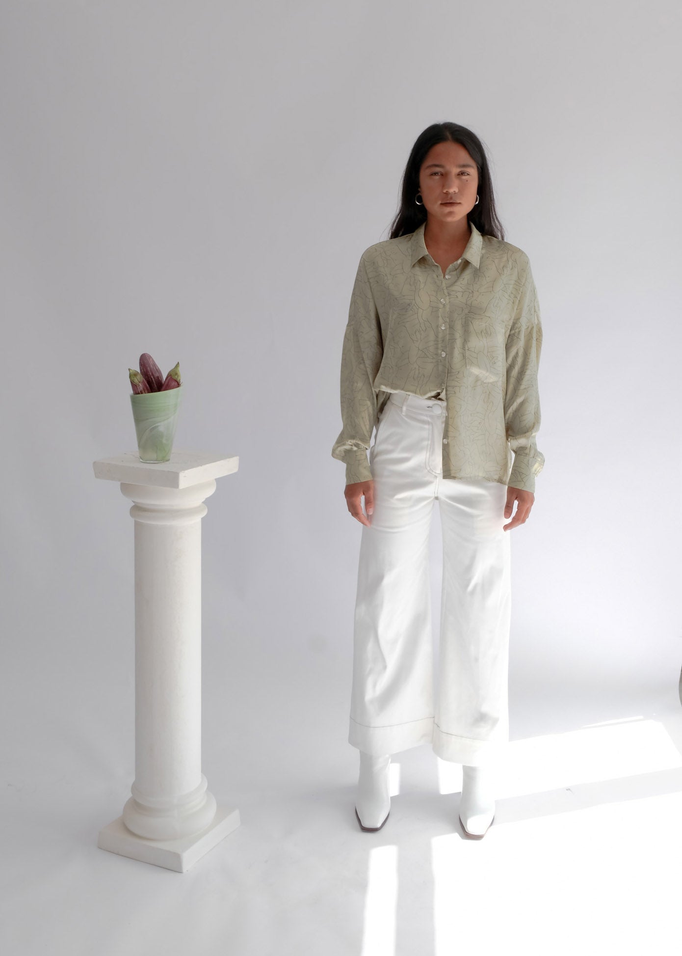 Oh Seven Days-The Tuesday High Kick: Kick Flare High Waisted Trousers Misfit-1-Milagron.com