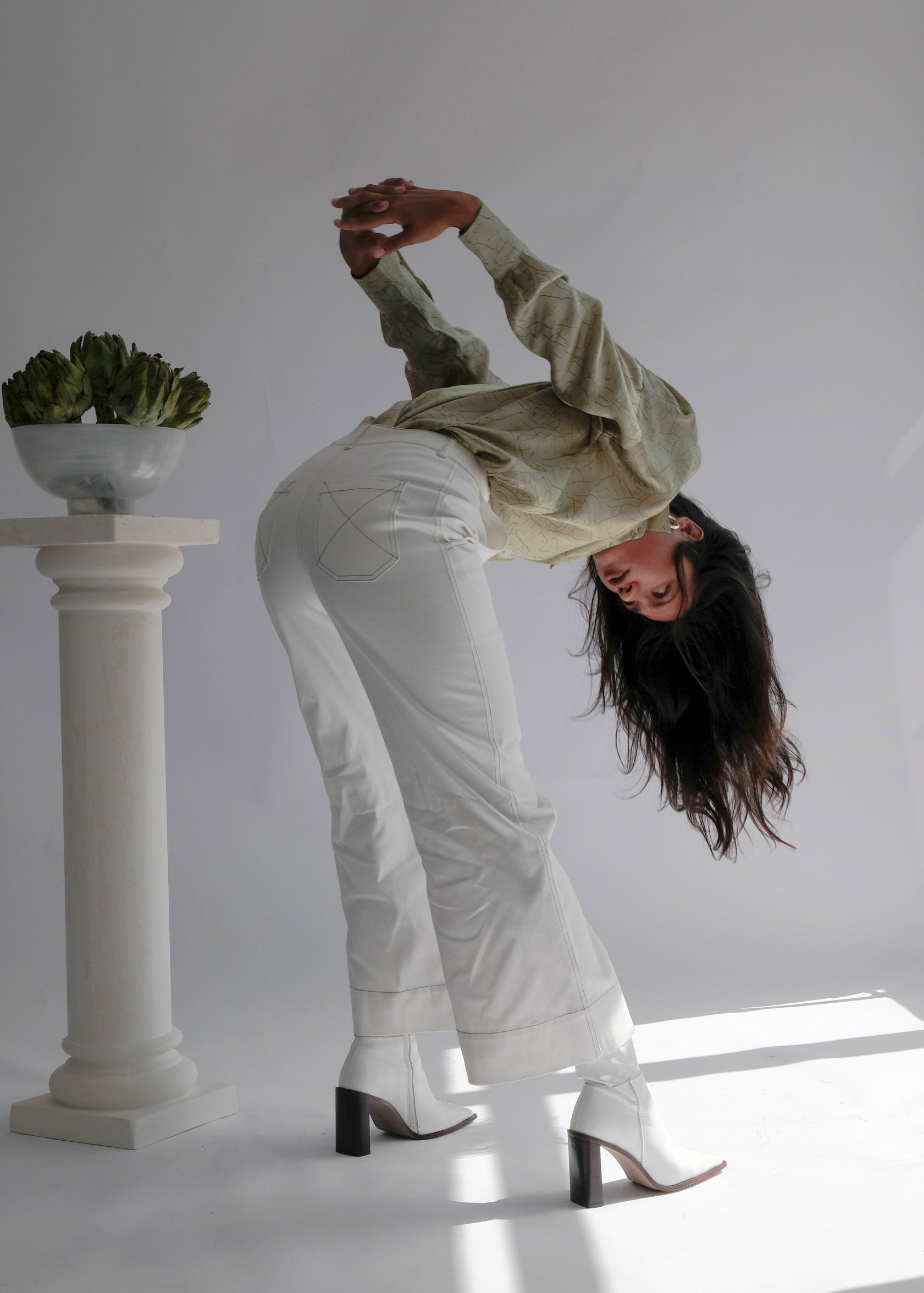 Oh Seven Days-The Tuesday High Kick: Kick Flare High Waisted Trousers Misfit-3-Milagron.com