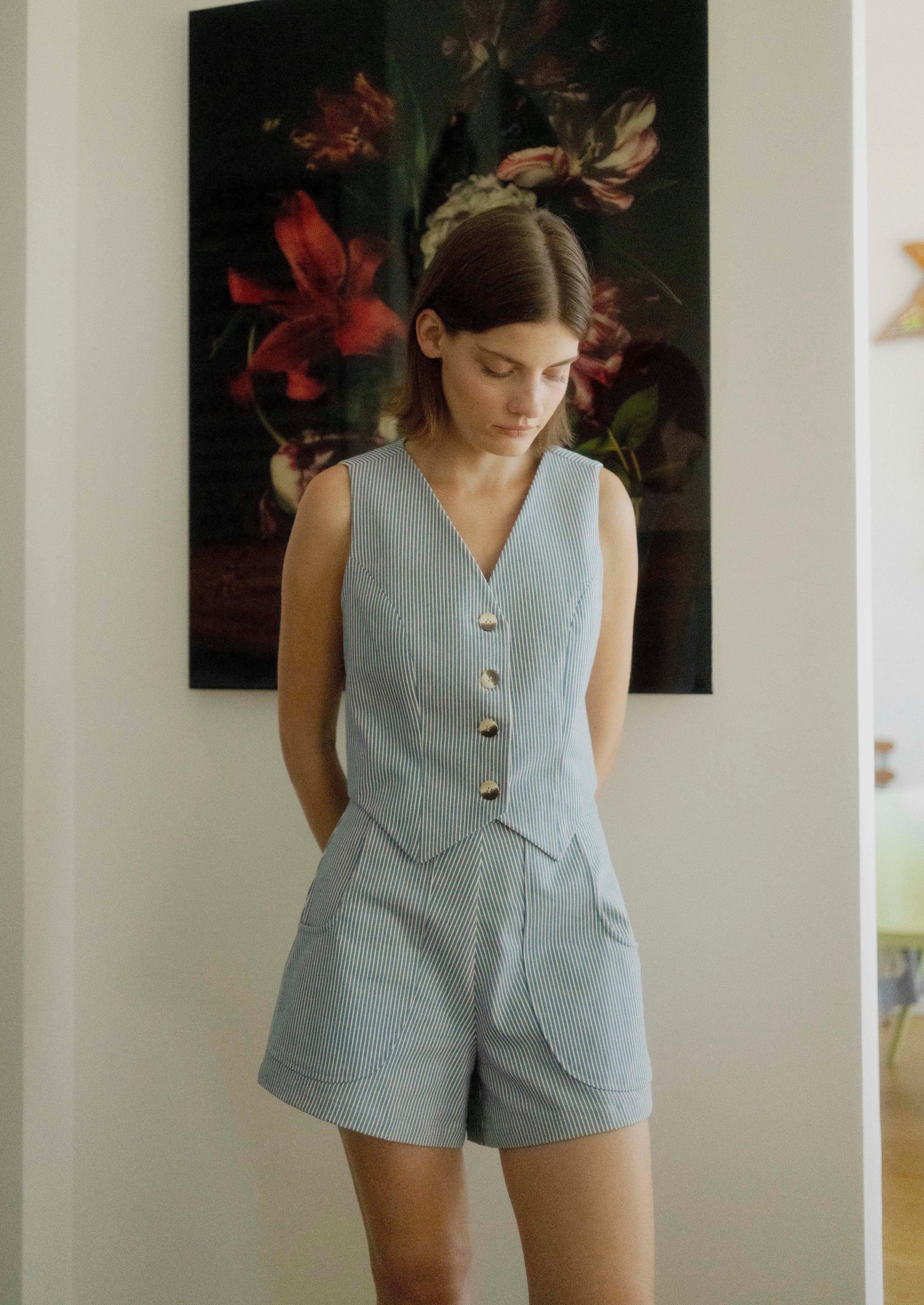 Oh Seven Days-Wyatt Waistcoat-Tops-2-Milagron.com