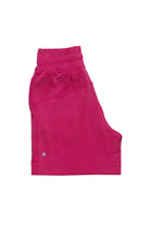 One Of Us-Agnes Shows Off Uzun Şort-Şort-5-Milagron.com