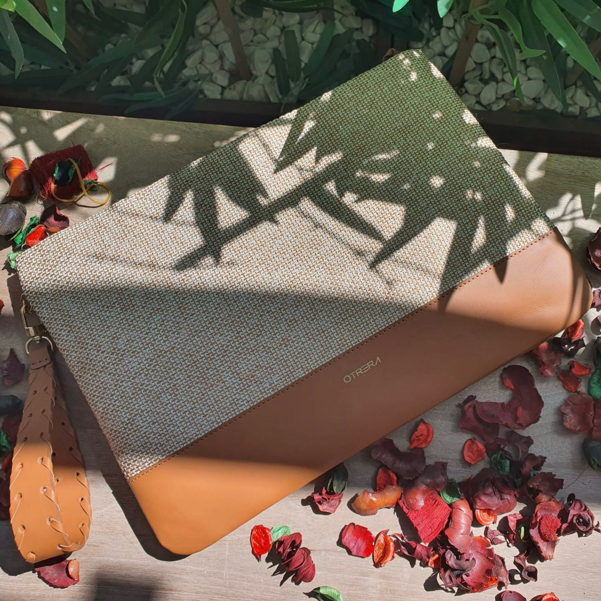 Jute Clutch