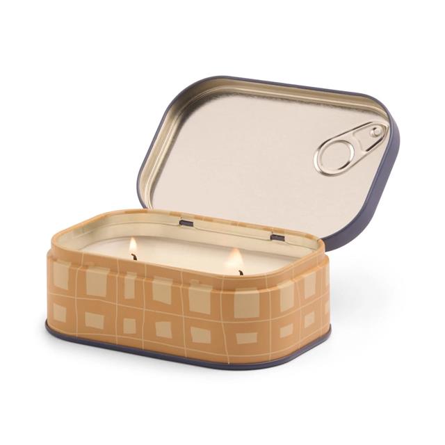 Paddywax-Bistro Grapes Printed Tin Candle Bordeaux Grape 127 Gr Mum-Mum-3-Milagron.com