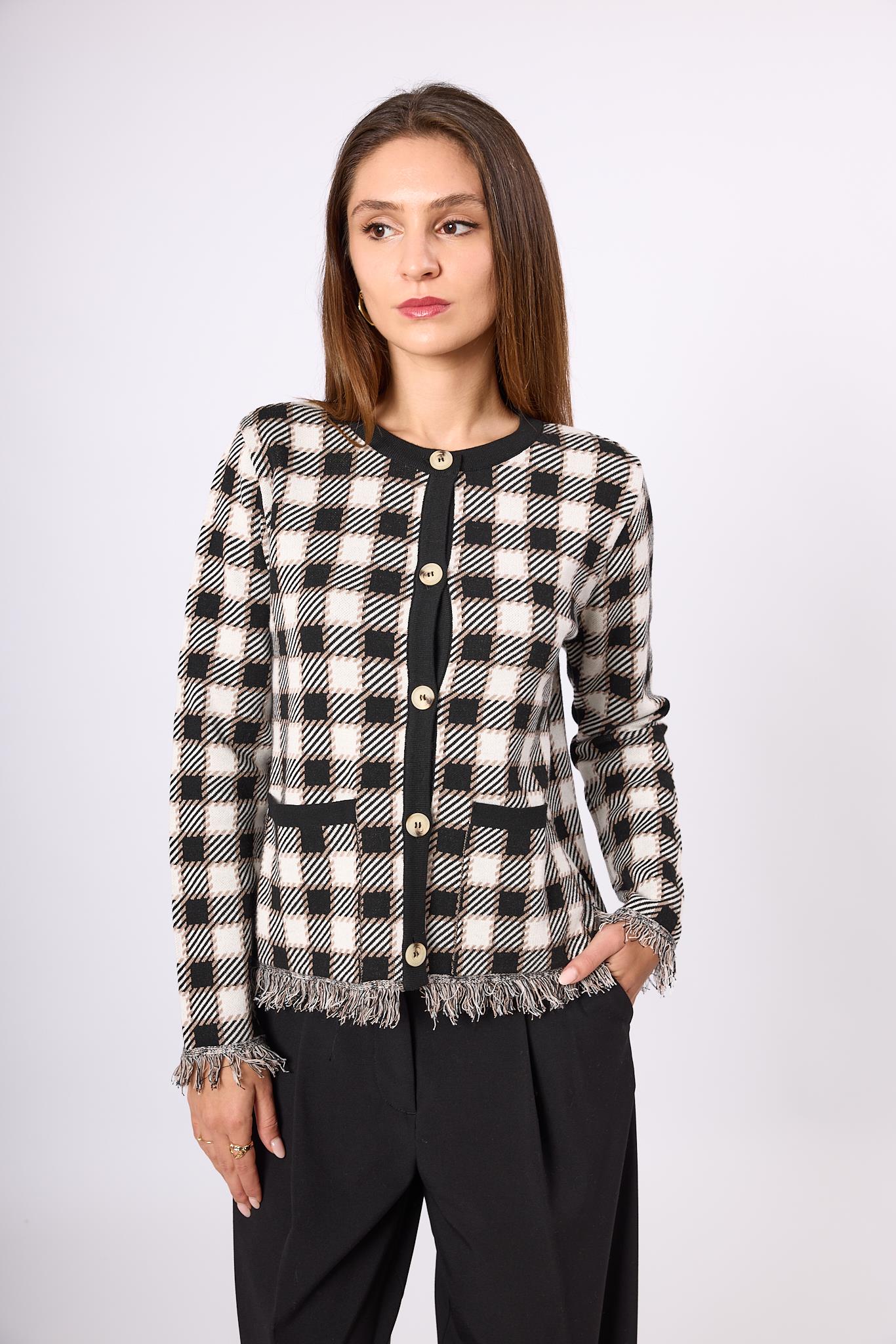 Peraluna-Diana Pötikare Kadın Triko Ceket Siyah/Ekru-Ceket-2-Milagron.com