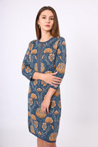 Peraluna-Felicity Çiçek Jakarlı Kadın Triko Elbise İndigo Multi-Elbise-2-Milagron.com