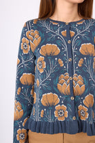 Peraluna-Felicity çiçek Jakarlı Kadın Triko Hırka İndigo Multi-Kazak & Triko-5-Milagron.com