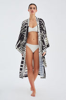 Peraluna-Hanita Geometrik Desenli 120 Cm Saten Yazlık Kadın Kimono-Kimono-2-Milagron.com