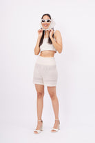 Peraluna-Iris Scarfe Balık Sırtı Örgü Detaylı Bağcıklı Kadın Triko Eşarp Ekru-Eşarp-3-Milagron.com