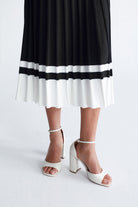 Styleboom X Peraluna Kelly Dress Askılı Bağlama Detaylı Rahat Kesim Midi Boy Yazlık Kadın Triko Elbise - Siyah