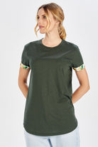 Peraluna-Kol Ucu Desenli Uzun Beyaz Pamuklu Kadın T Shirt-T-Shirts-3-Milagron.com