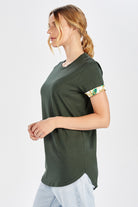 Peraluna-Kol Ucu Desenli Uzun Beyaz Pamuklu Kadın T Shirt-T-Shirts-5-Milagron.com