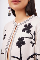 Peraluna-Lady Sakura Jacket Sakura Desen Komfort Fit Kadın Triko Ceket Bej-Ceket-3-Milagron.com