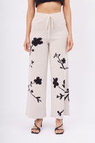 Peraluna-Lady Sakura Trouser Sakura Desen Yüksek Bel Rahat Kesim Beli Lastikli Kadın Triko Pantolon Bej-Pantolon-2-Milagron.com