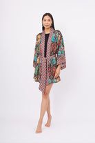 Peraluna-Ladybug Short Kimono Uğur Böceği Baskılı Kısa Saten Kadın Kimono çok Renkli-Kimono-1-Milagron.com