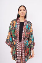 Peraluna-Ladybug Short Kimono Uğur Böceği Baskılı Kısa Saten Kadın Kimono çok Renkli-Kimono-2-Milagron.com