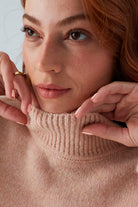 Peraluna-Macumba Pullover Balıkçı Yaka Yumuşak Dokulu Kadın Triko Kazak-Kazak & Triko-25-Milagron.com