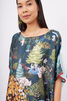 Peraluna-Magic Moments Long Dress Anne Kız Baskılı 130 Cm Uzun Saten Kolsuz Elbise-Elbise-4-Milagron.com