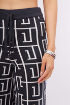 Peraluna-Maze Trouser Labirent Desen Yüksek Bel Rahat Kesim Beli Lastikli Kadın Triko Pantolon Antrasit/Ekru-Pantolon-3-Milagron.com